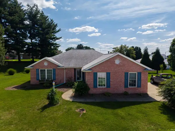 1906 N Windsor Court, Huntingburg, IN 47542