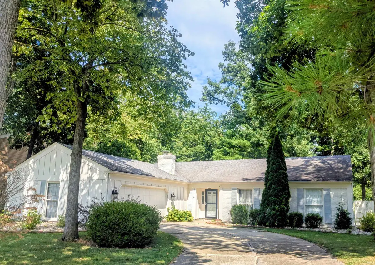 5114 W Arlington Park Boulevard, Fort Wayne, IN 46835 - #1