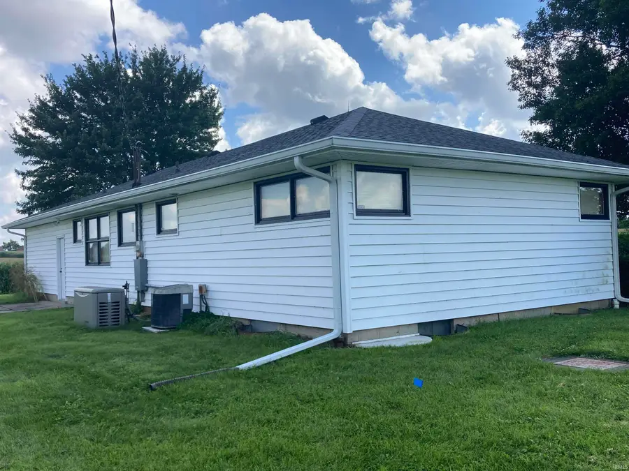 9214 N Buck Creek Pike, Mooreland, IN 47360 - #3