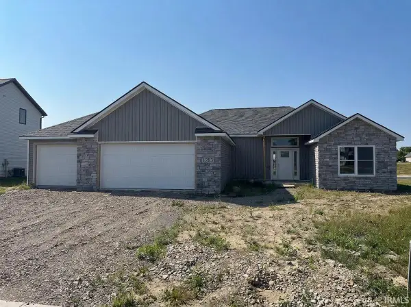 1283 Olympiada Knoll, Fort Wayne, IN 46845
