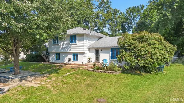 4425 E Cambridge Court, Bloomington, IN 47408