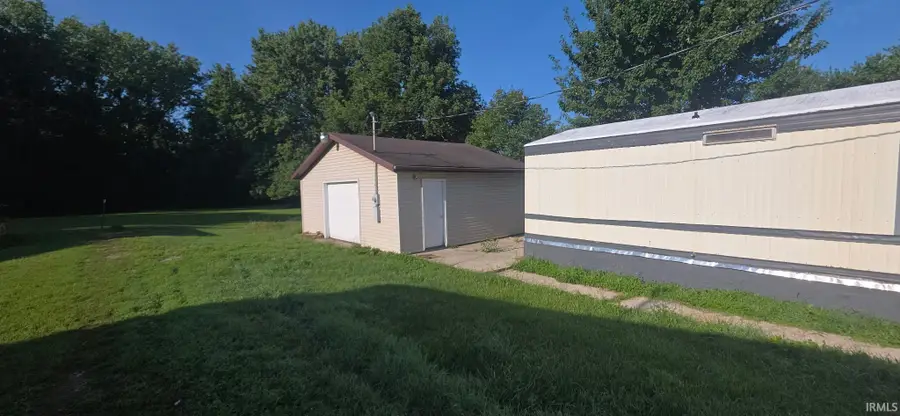 612 E 4th Street, Hartford City, IN 47348 - #2
