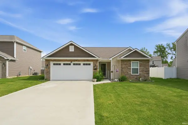 1582 Cuprum Pass, Fort Wayne, IN 46845