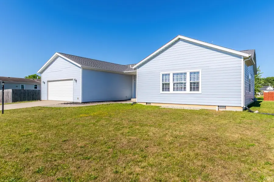 1004 N Lee Street, Garrett, IN 46738 - #3