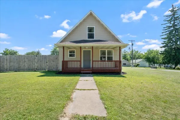 103 W Miller Street, Ligonier, IN 46767
