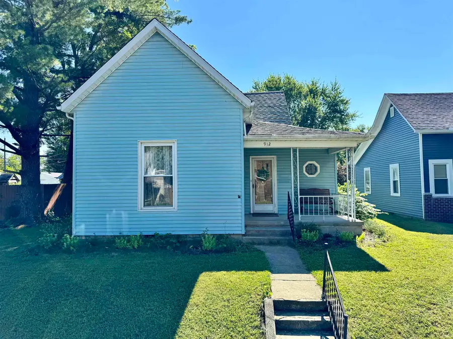 912 N Monroe Street, Hartford City, IN 47348 - #2
