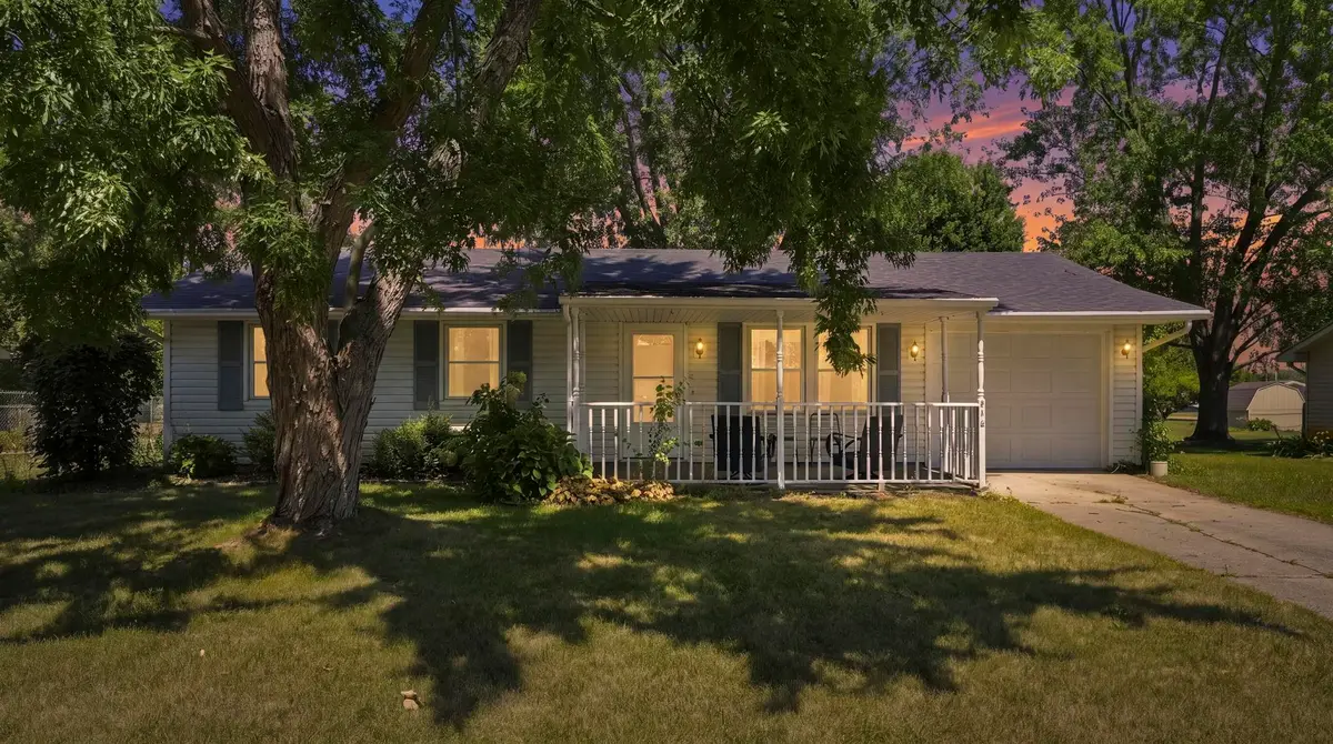 610 E South Street, Garrett, IN 46738 - #1