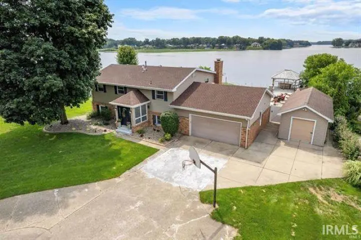 56411 Eastvue Drive, Osceola, IN 46561 - #2