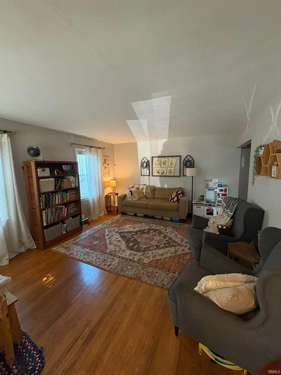 607 S 25th Street, South Bend, IN 46615 - #3
