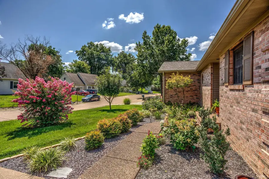 3800 Willow Bend, Evansville, IN 47710 - #3