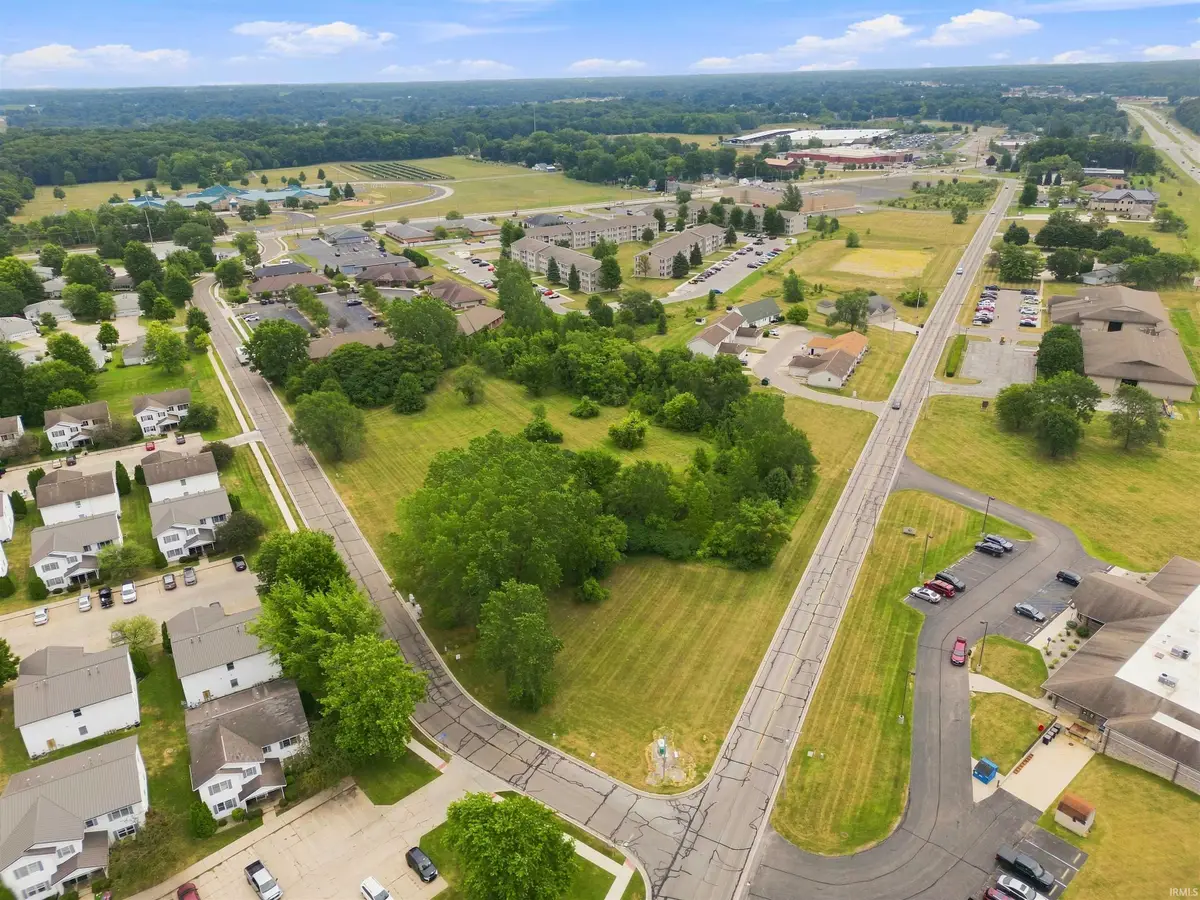 1200 Mariners Drive, Warsaw, IN 46582 - #1