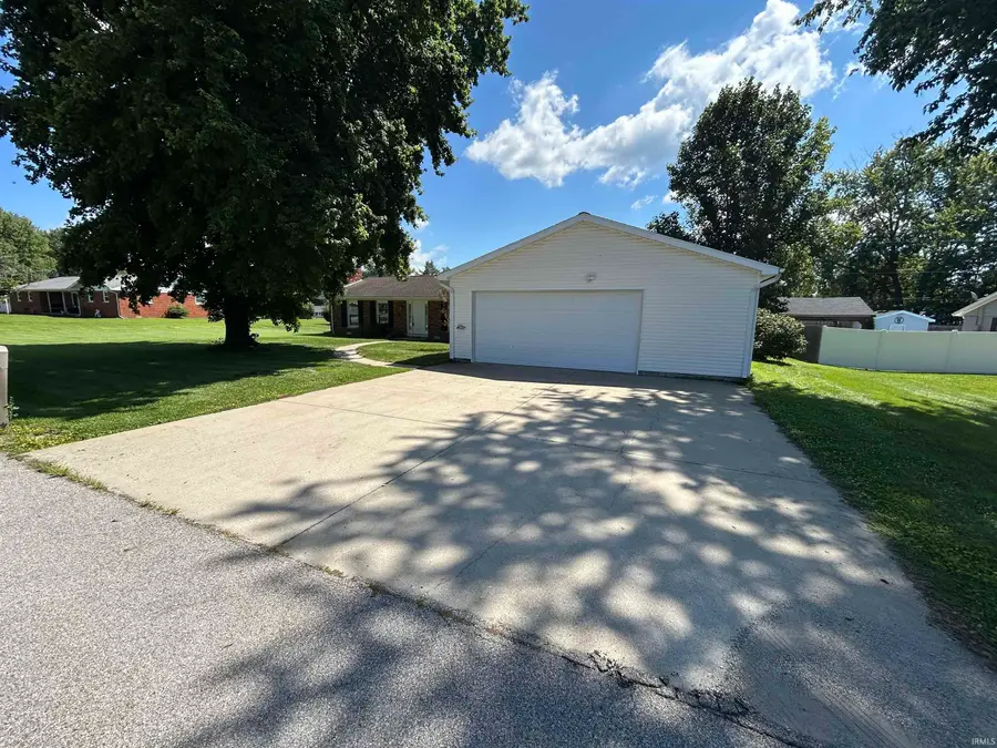 1207 N White River Avenue, Petersburg, IN 47567 - #3