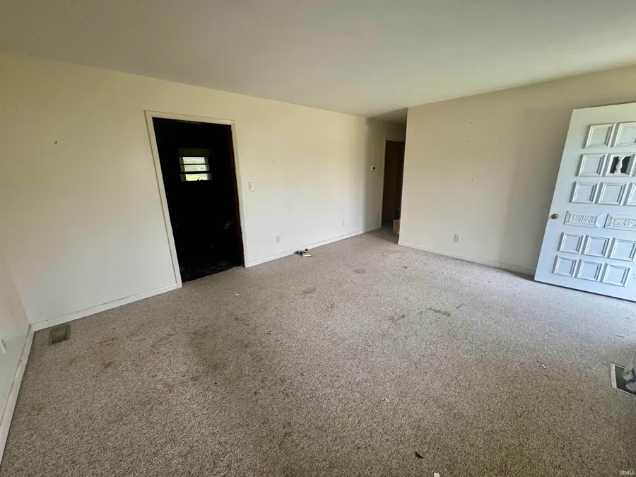 1855 S 1200 E, Oakland City, IN 47660 - #3