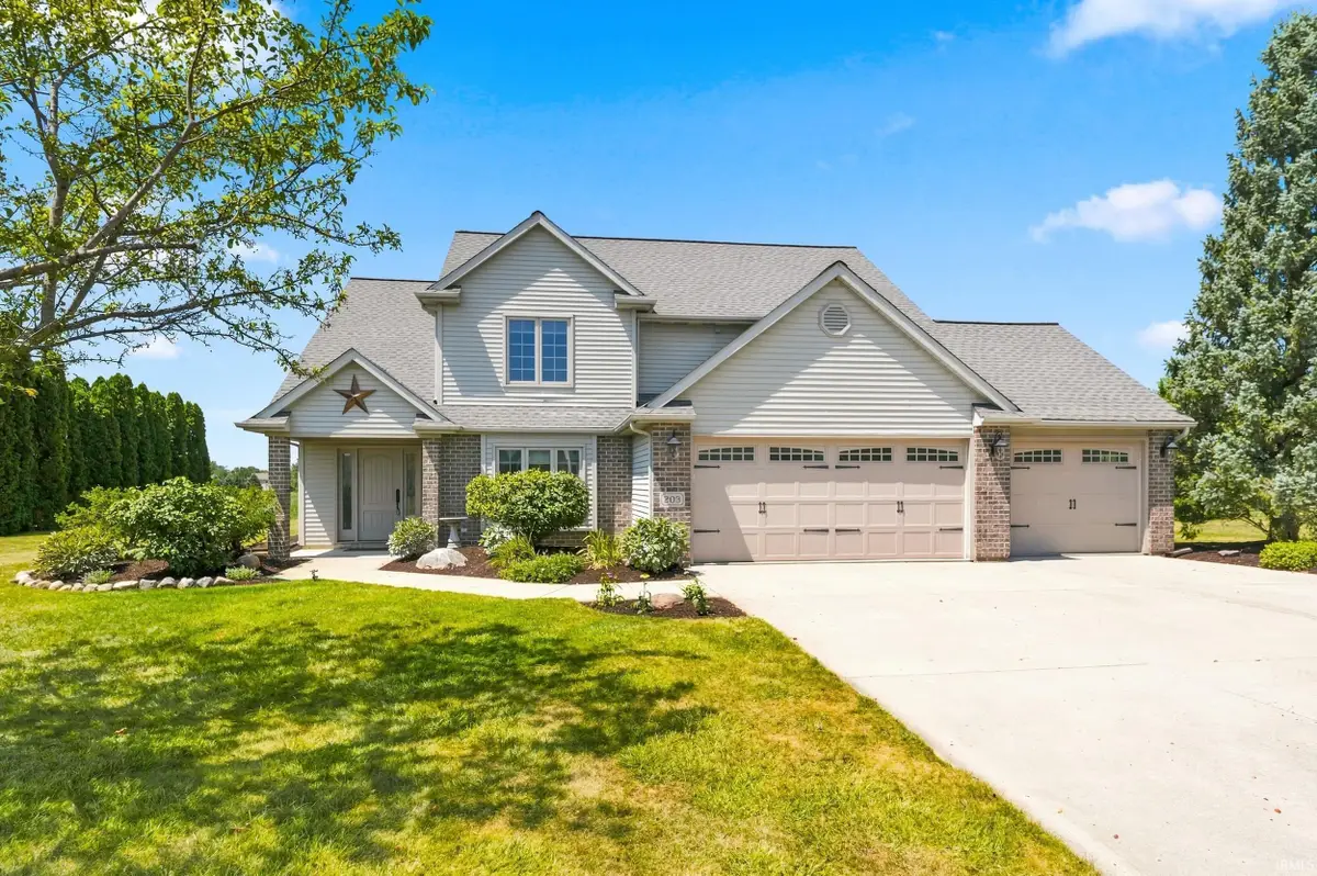 203 Steeplechase Drive, Auburn, IN 46706 - #1