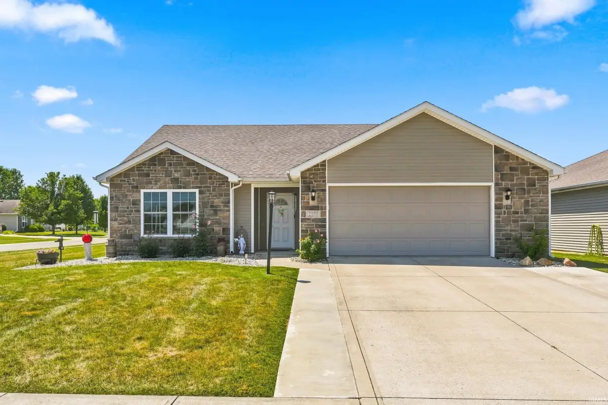 2105 Cedar Ridge Cove, Fort Wayne, IN 46818 - #1