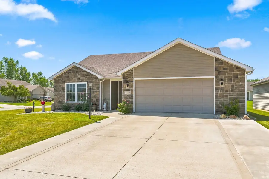 2105 Cedar Ridge Cove, Fort Wayne, IN 46818 - #2