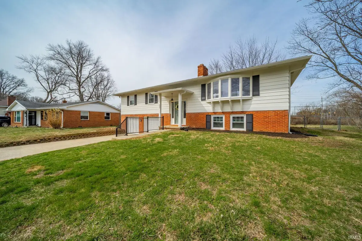 807 Bittersweet Lane, Anderson, IN 46011 - #1