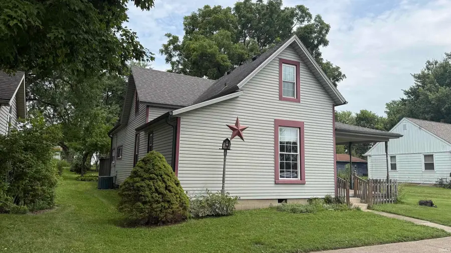 2414 S Vine Street, Yorktown, IN 47396 - #3