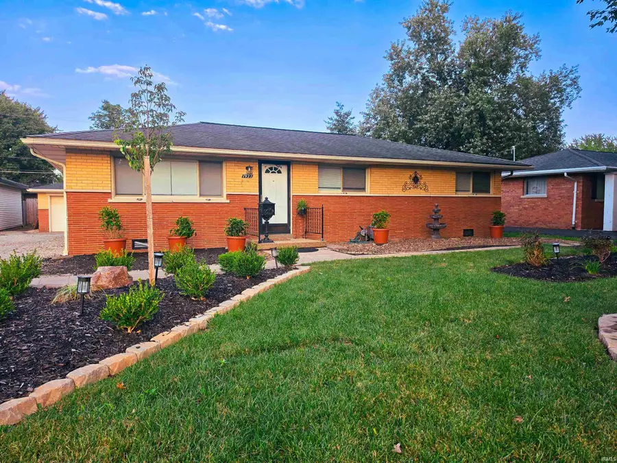 1922 S Lombard Avenue, Evansville, IN 47714 - #3
