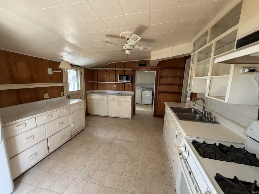 278 W 8th Street, Peru, IN 46970 - #2
