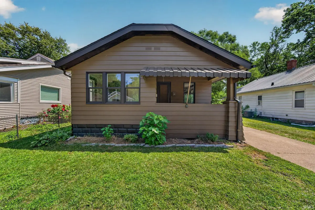 614 S 28th Street, South Bend, IN 46615 - #1
