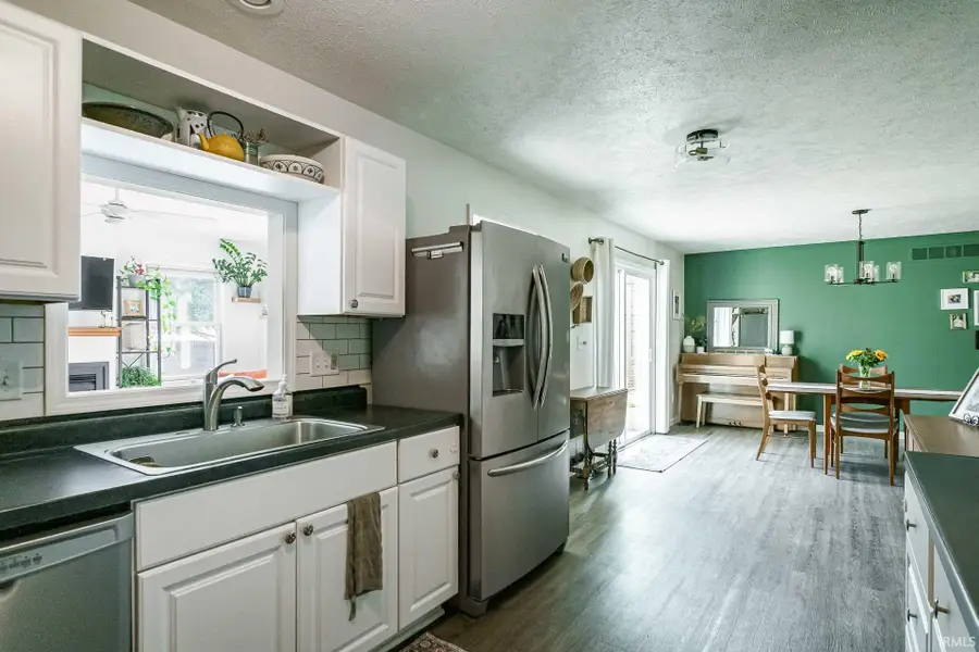 601 E 16th Street, Mishawaka, IN 46544 - #3