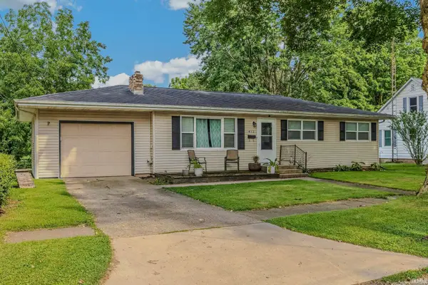 412 N Sherman St, Lagrange, IN 46761