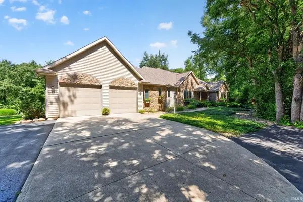 51640 Meadow Pond Drive, Granger, IN 46530