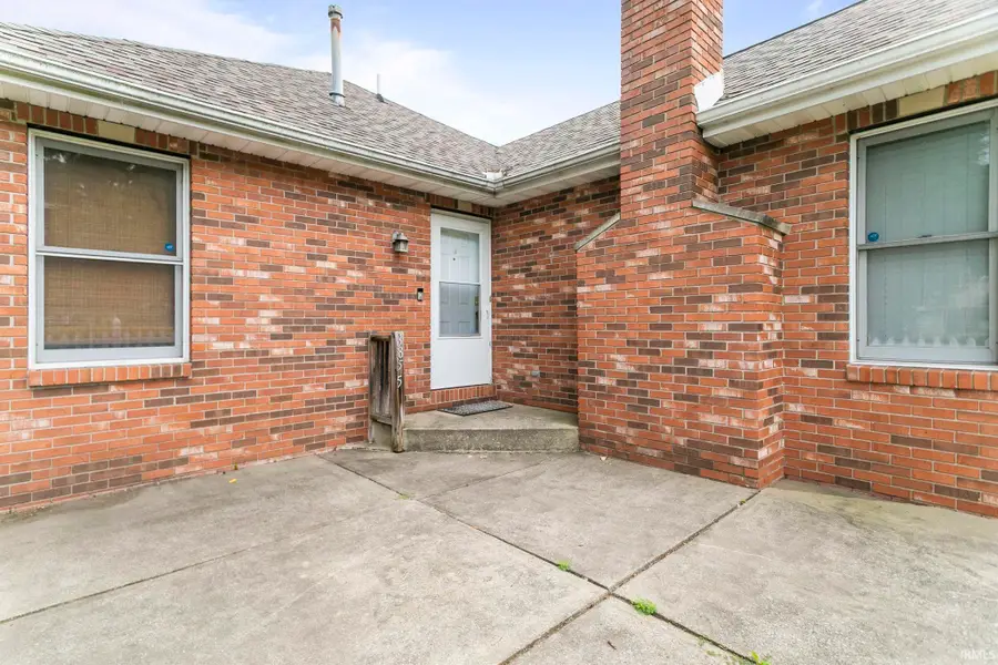 3855 Sandpiper Cove Run, South Bend, IN 46628 - #3