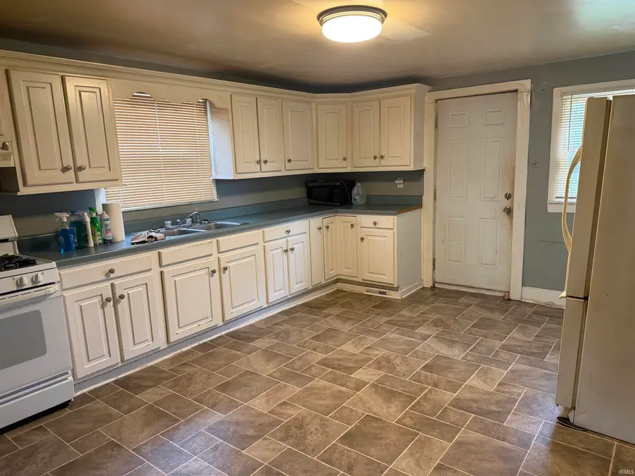 400 W Pearl Street, Hamlet, IN 46532 - #2