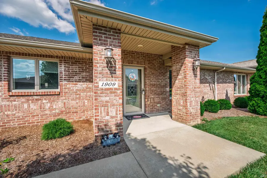 1909 S Patriot Drive, Yorktown, IN 47396 - #3