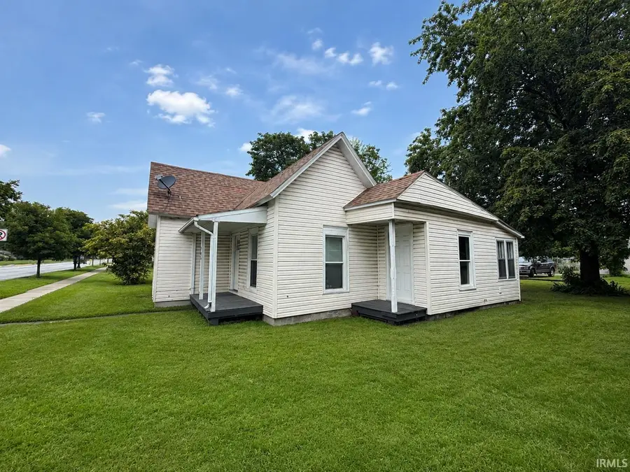 203 N Range Street, Wolcott, IN 47995 - #2
