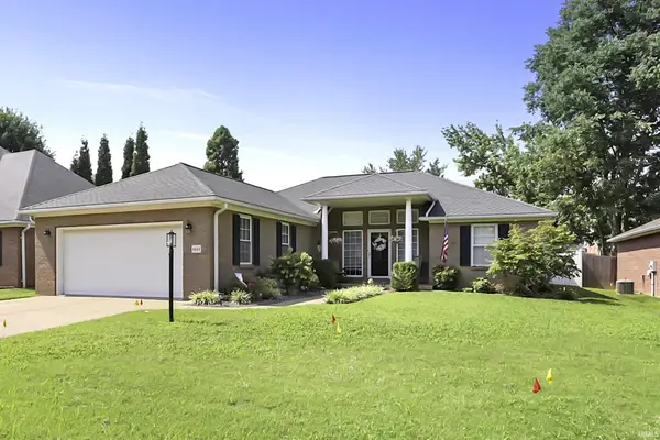 6822 Rosewood Lane, Newburgh, IN 47630
