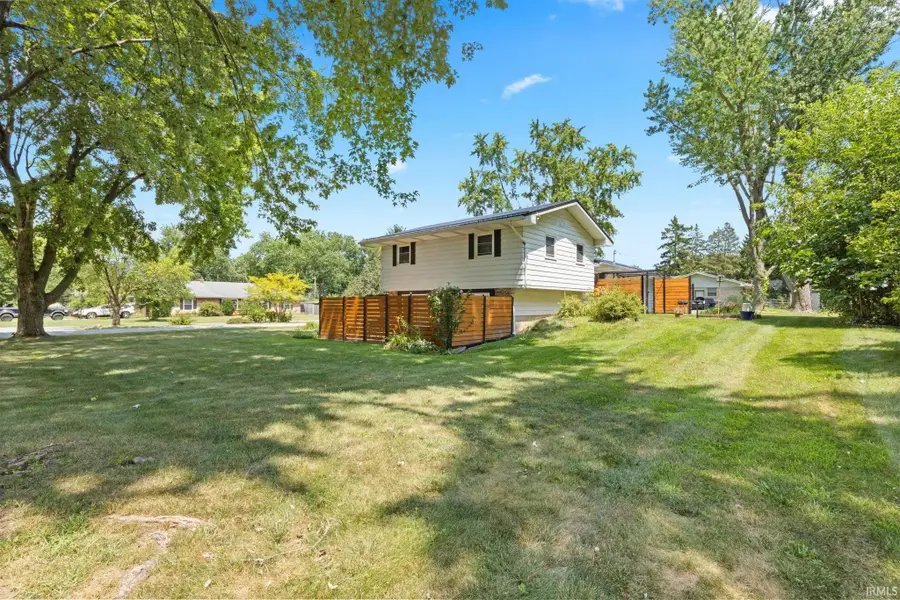 23674 Broadway Boulevard, Elkhart, IN 46516 - #2