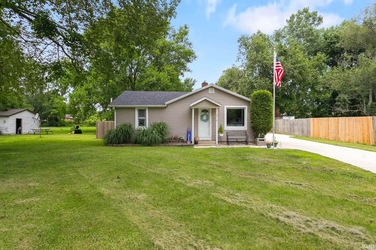 316 W Superior Street, Osceola, IN 46561 - #1