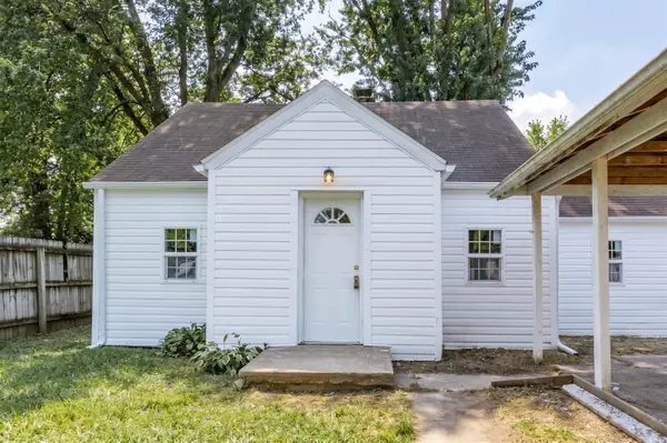107 E Berkley Avenue, Muncie, IN 47303