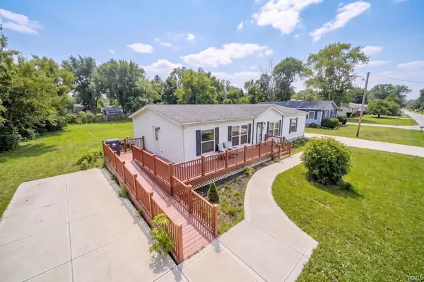 2305 E Delta Drive, Muncie, IN 47303