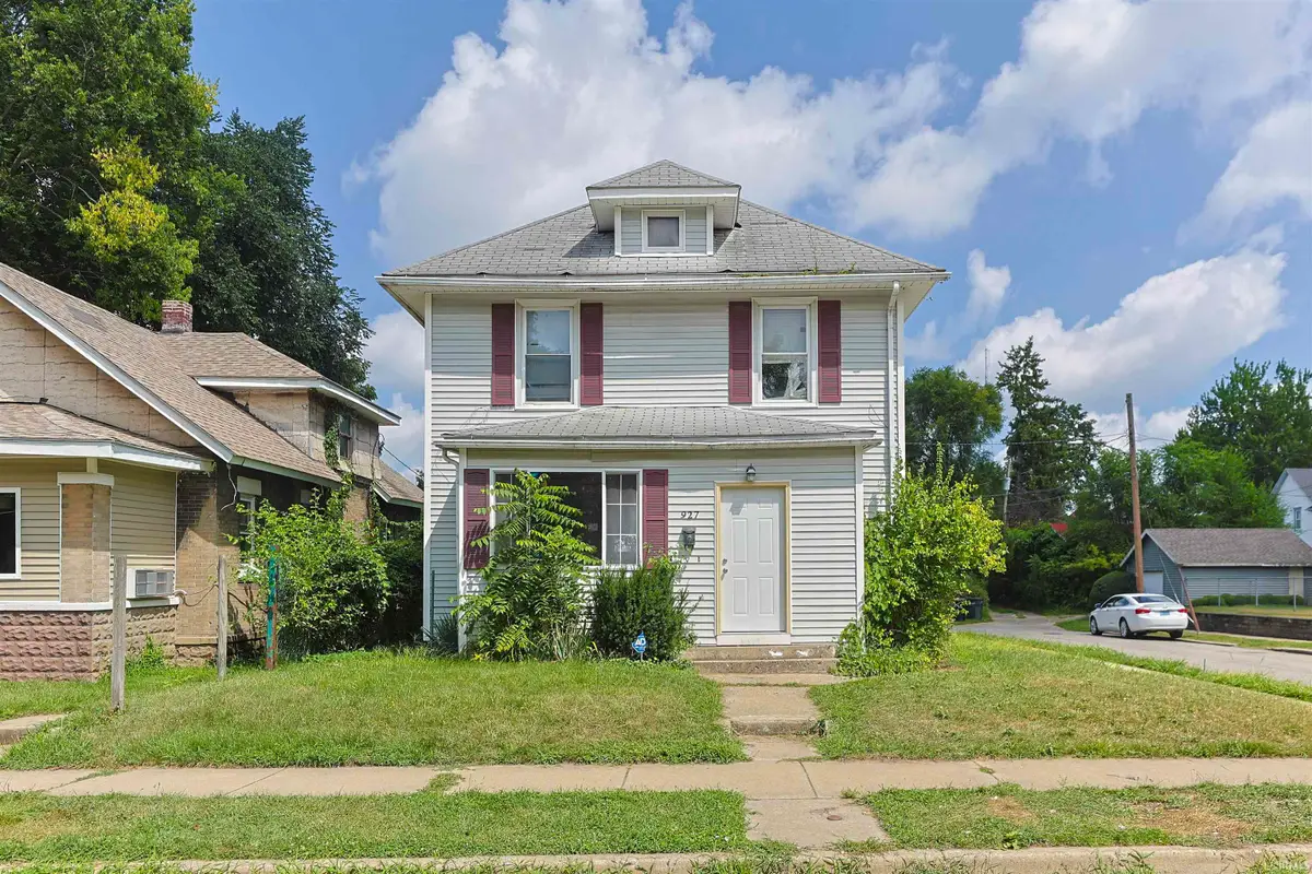 927 E Indiana Avenue, South Bend, IN 46613 - #1