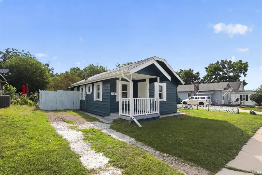 206 Helen Avenue, Mishawaka, IN 46544 - #2