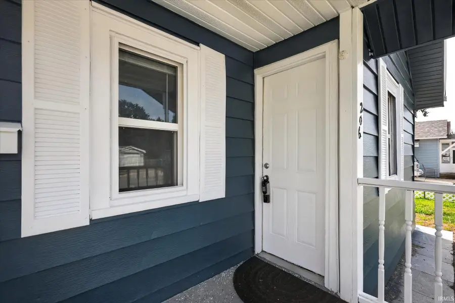 206 Helen Avenue, Mishawaka, IN 46544 - #3
