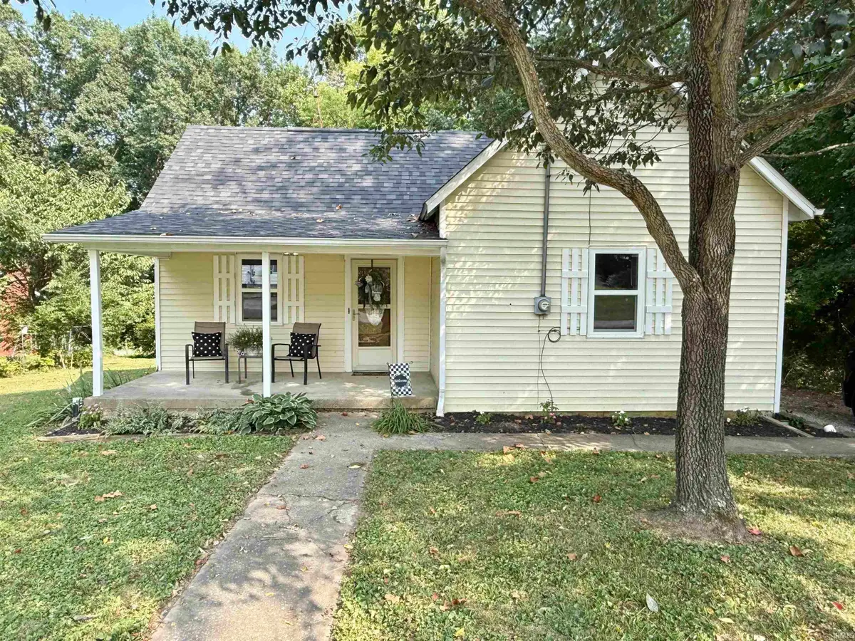 3806 Washington Avenue, Bedford, IN 47421 - #1