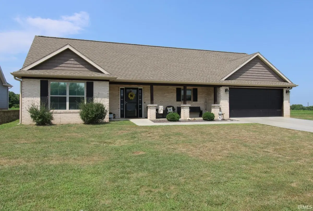 721 S Cathy Drive, Princeton, IN 47670 - #1