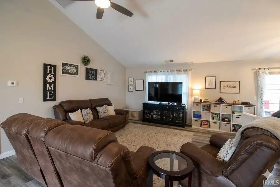 721 S Cathy Drive, Princeton, IN 47670 - #3