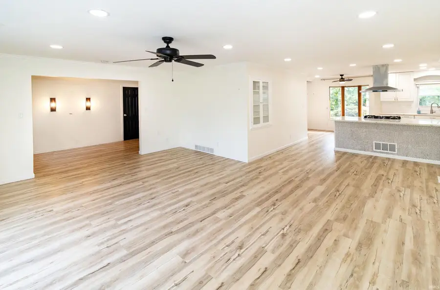6841 Newburgh Road, Evansville, IN 47715 - #3