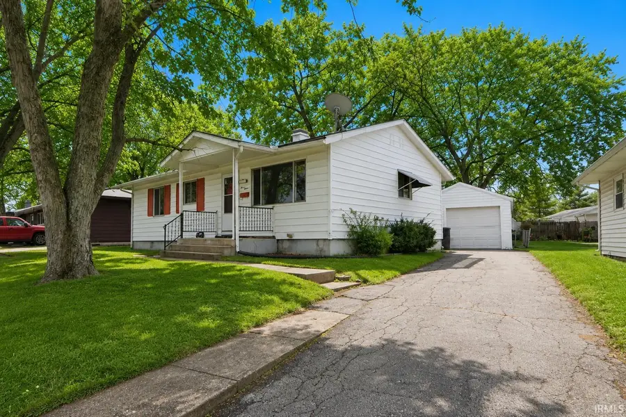 412 Edgeknoll Lane, Fort Wayne, IN 46816 - #2