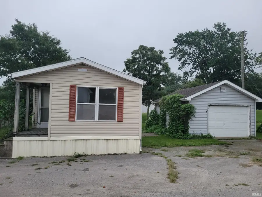 500 E 2nd Street, Reynolds, IN 47980 - #2