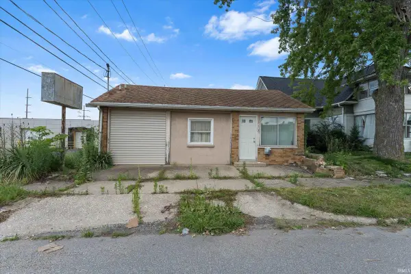 113 W Fairview Avenue, South Bend, IN 46614