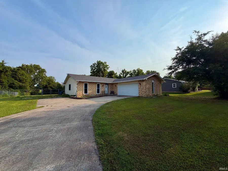 143 Indian Trails Ridge, Bedford, IN 47421 - #2