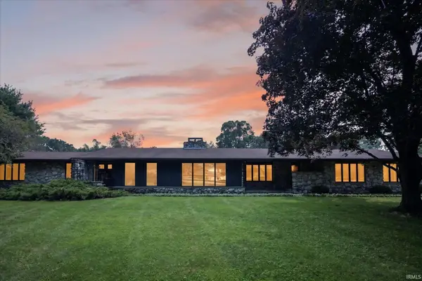 17636 Turf Court, South Bend, IN 46635
