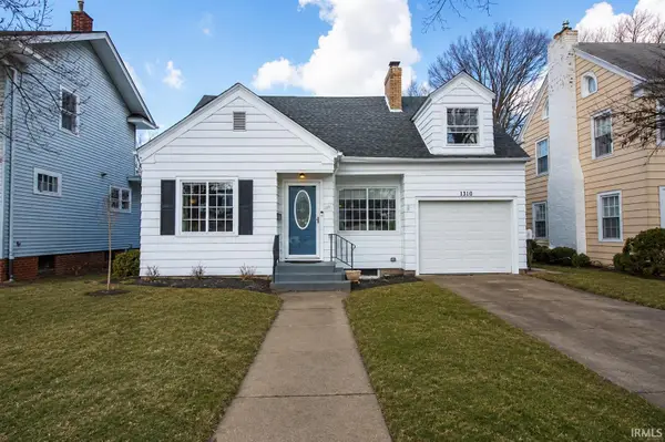 1310 Sheridan Court, Fort Wayne, IN 46807